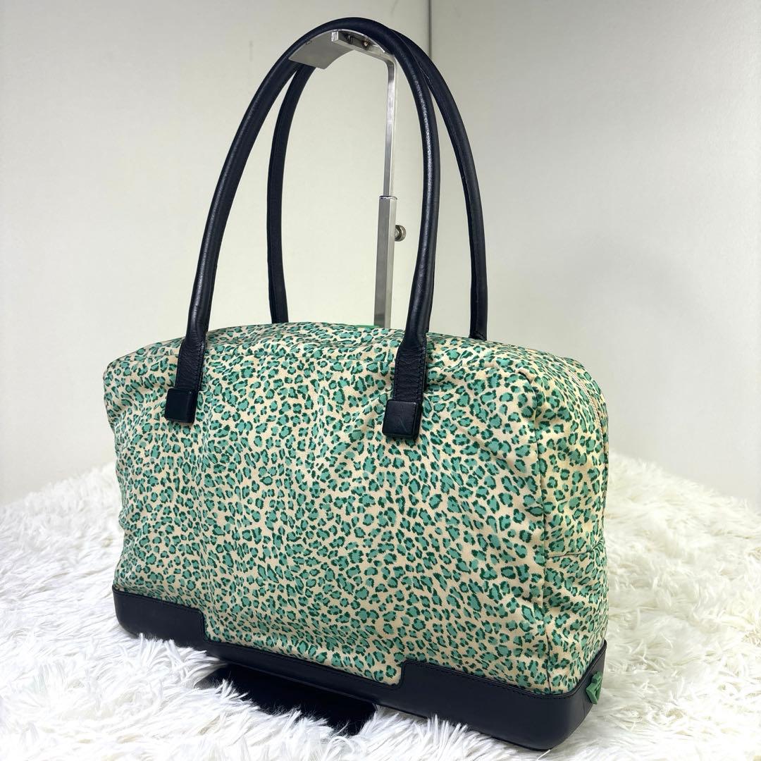 希少.美品　BOTTEGA ボッテガヴェネタ　ハンドバッグ　レオパード　グリーン