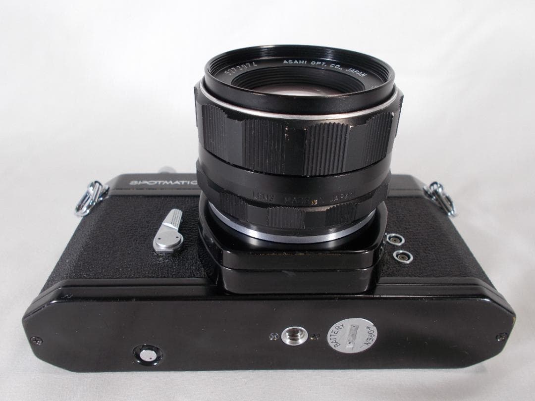 フィルムカメラ 整備済　Pentax SP + レンズ f/1.8　F170