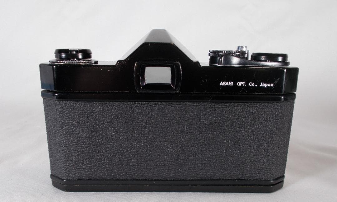 フィルムカメラ 整備済　Pentax SP + レンズ f/1.8　F170