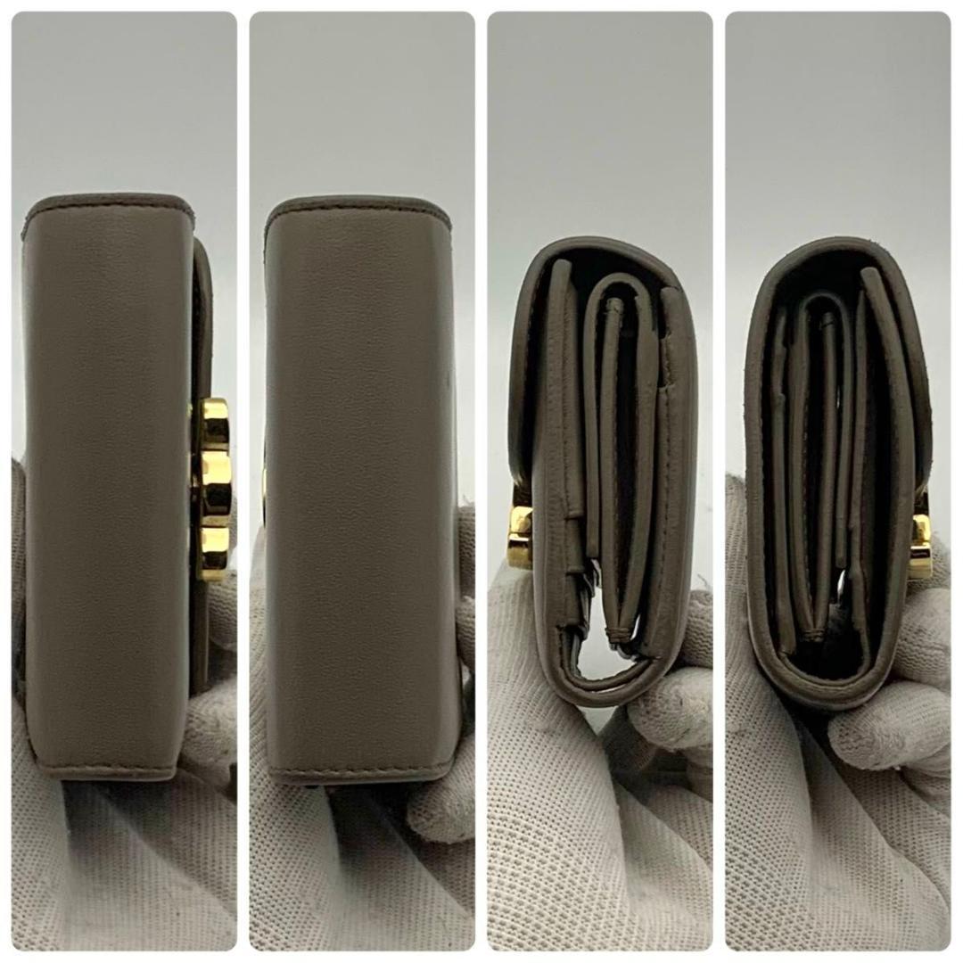 箱付き セリーヌ コンパクトウォレット 財布 トリオンフ フラップ 金具 グレー