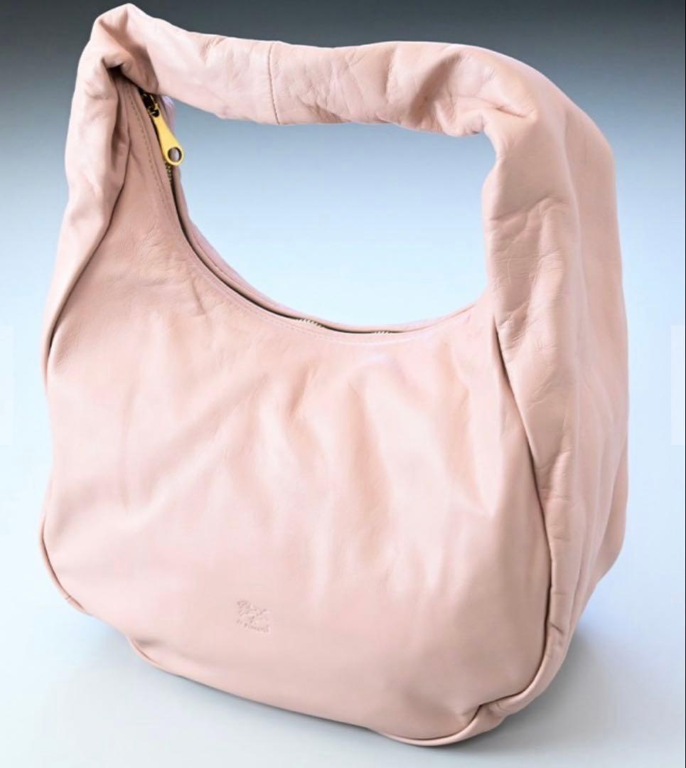 ⭐️そら！イルビゾンテ新品タグ付本革牛革ナッパレザーショルダーバッグ希少