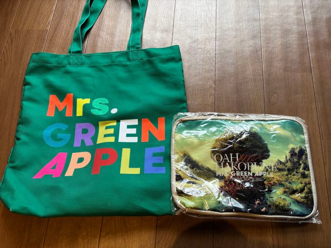 Mrs. GREEN APPLE ミセス ノアの方舟 トートバッグとポーチ