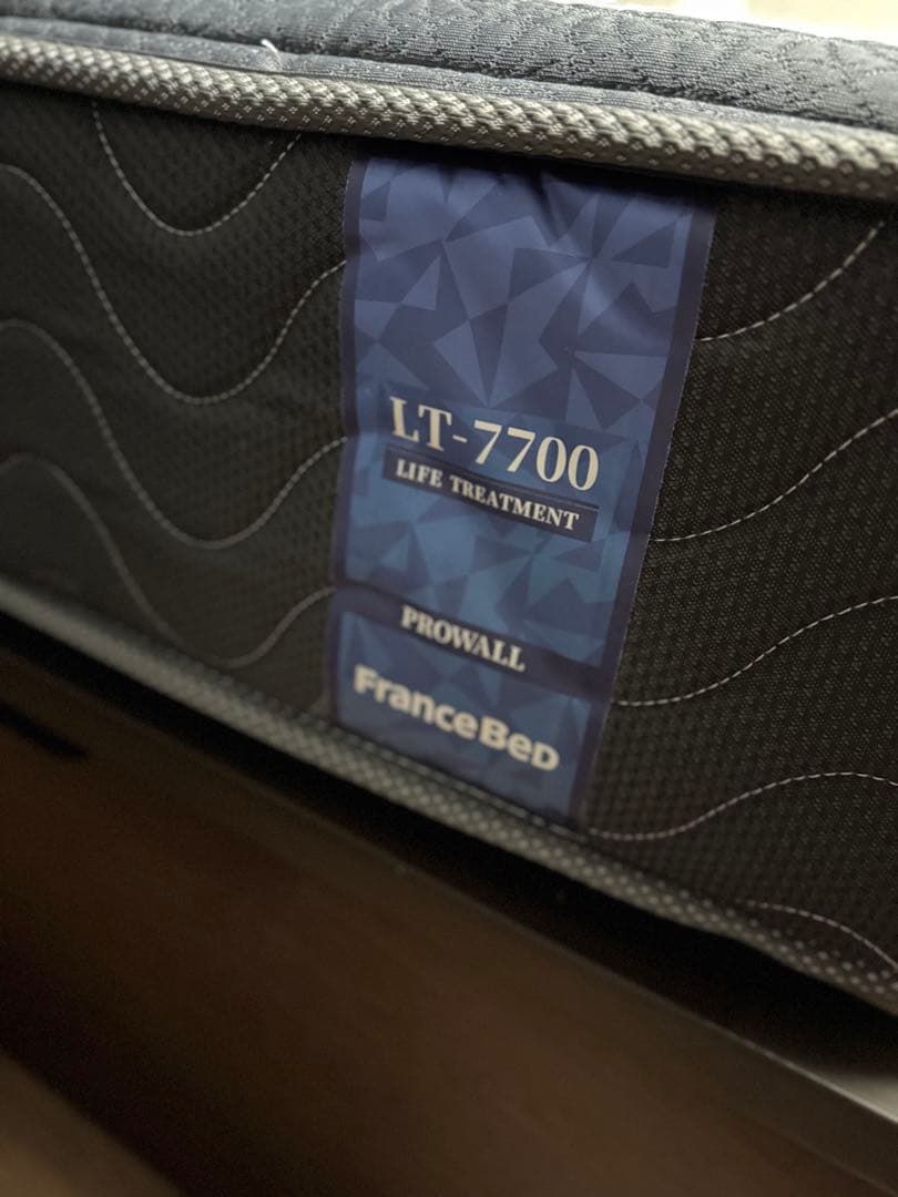 【オシマレジャパン】送料込　シングルベッドフレーム+マットレスセット