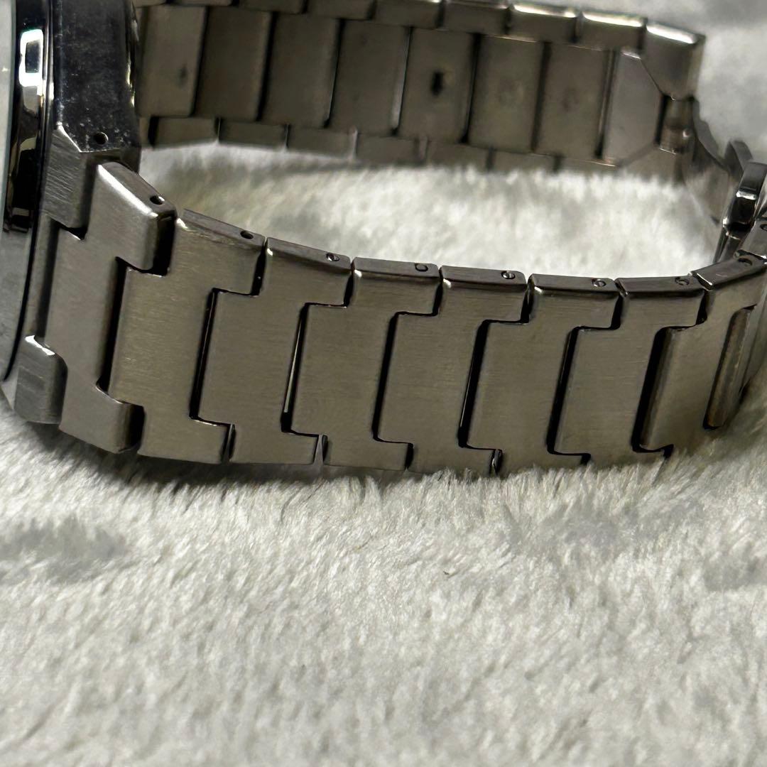 TISSOT ティソ PRX クォーツ 40mm シルバー　T137410A