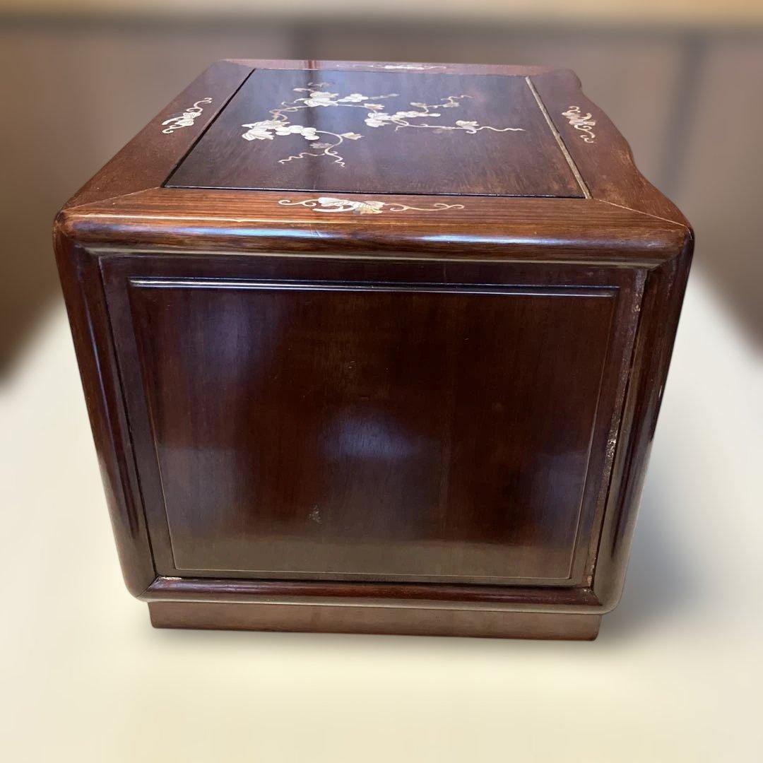 木製花模様象嵌引き出しタンス