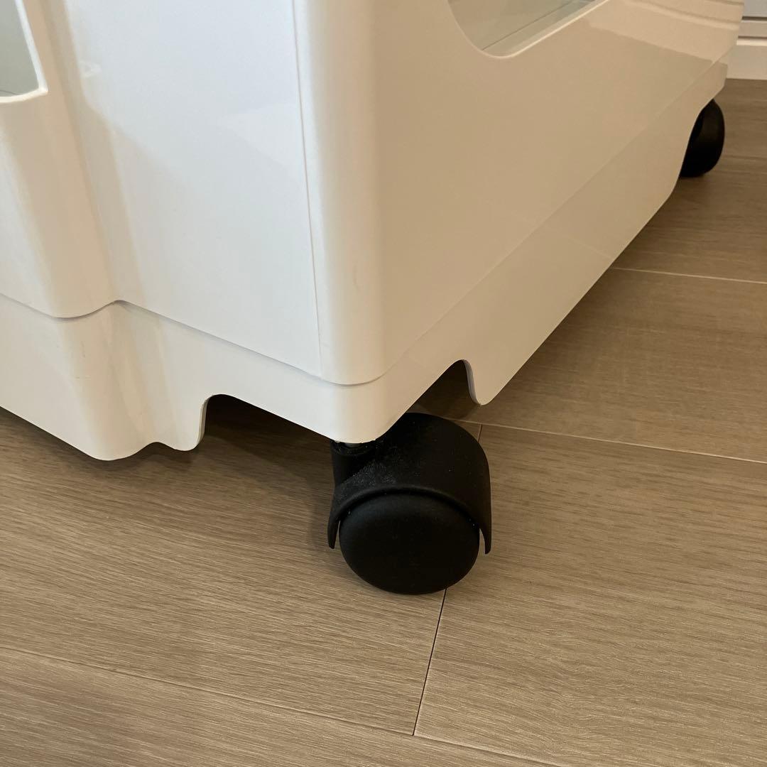 ボビーワゴン　ホワイト 3段チェスト 2トレイ付き キャスター付き