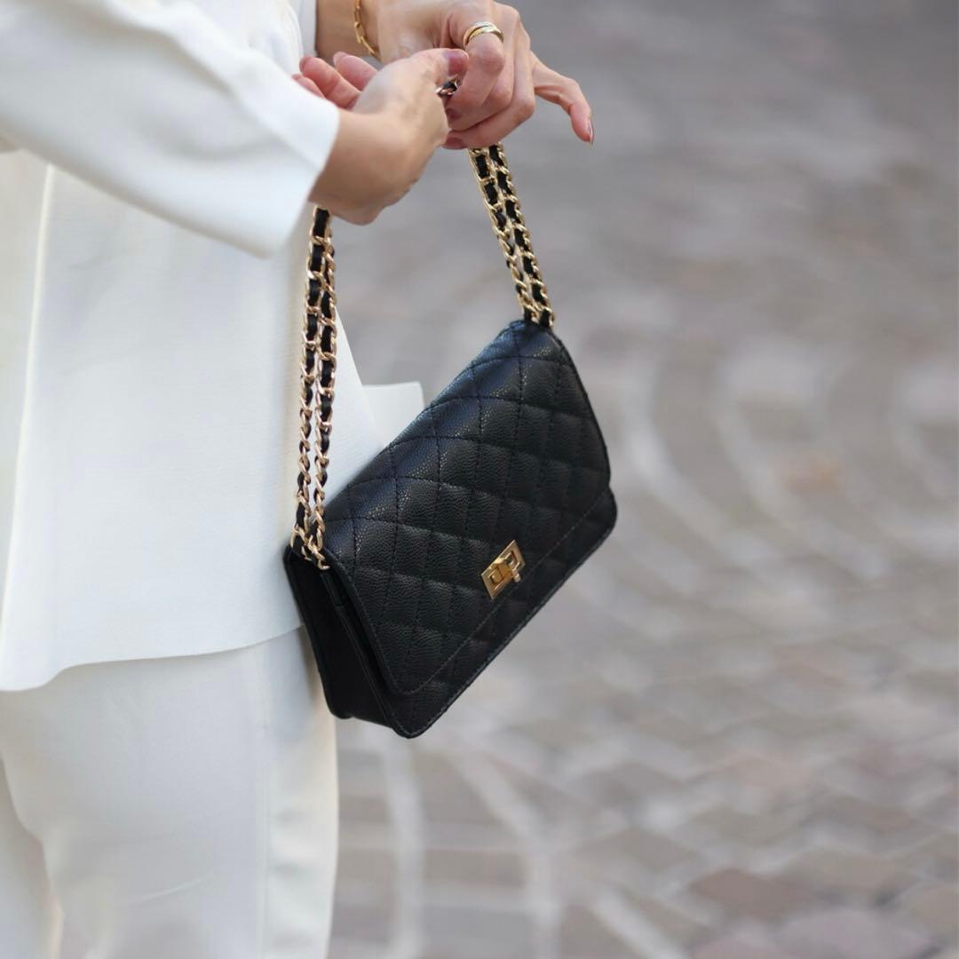 東京百花　キルティングチェーンバッグ　Caviar Oggia キャビアスキン