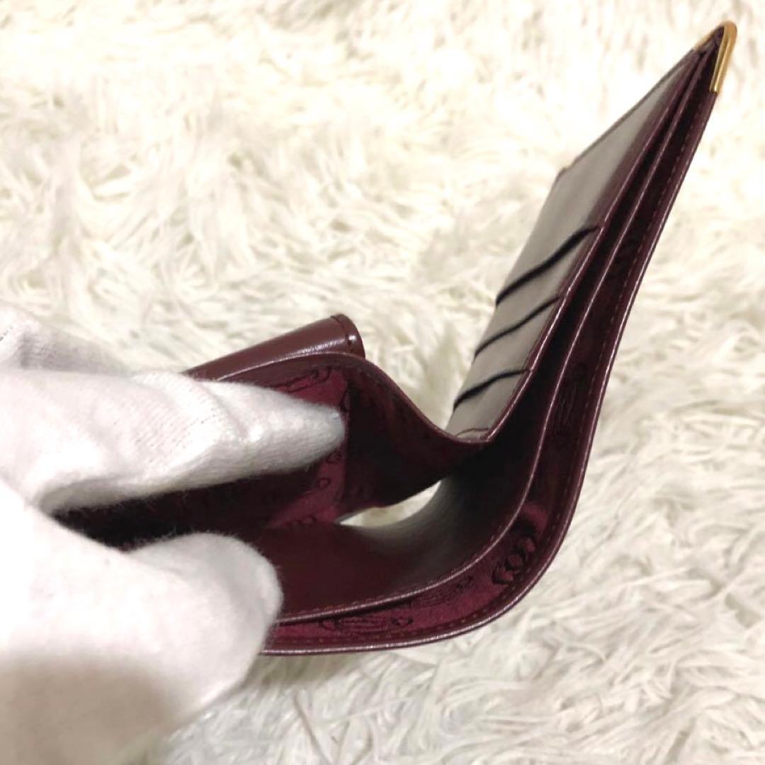 未使用✨カルティエ　 レザー　二つ折り財布 マストライン ボルドー系