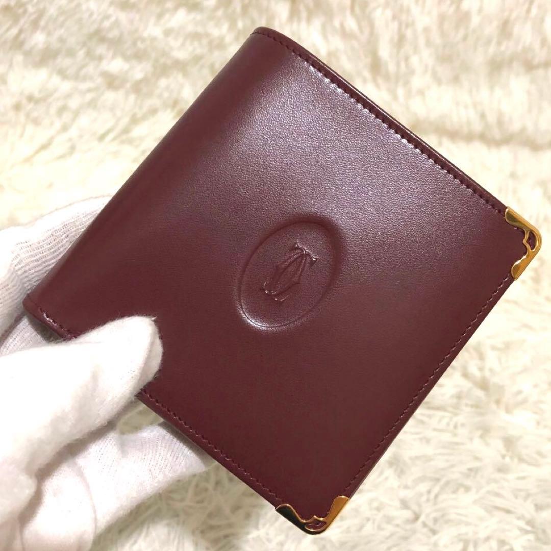 未使用✨カルティエ　 レザー　二つ折り財布 マストライン ボルドー系