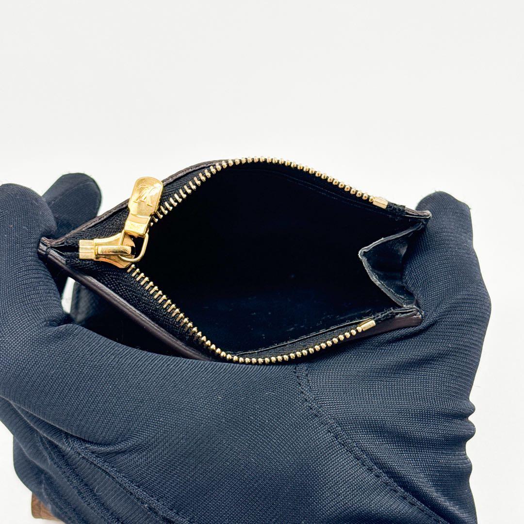 ルイヴィトン モノグラム ポルトフォイユ ゾエ 二つ折り 財布 リバース 茶色