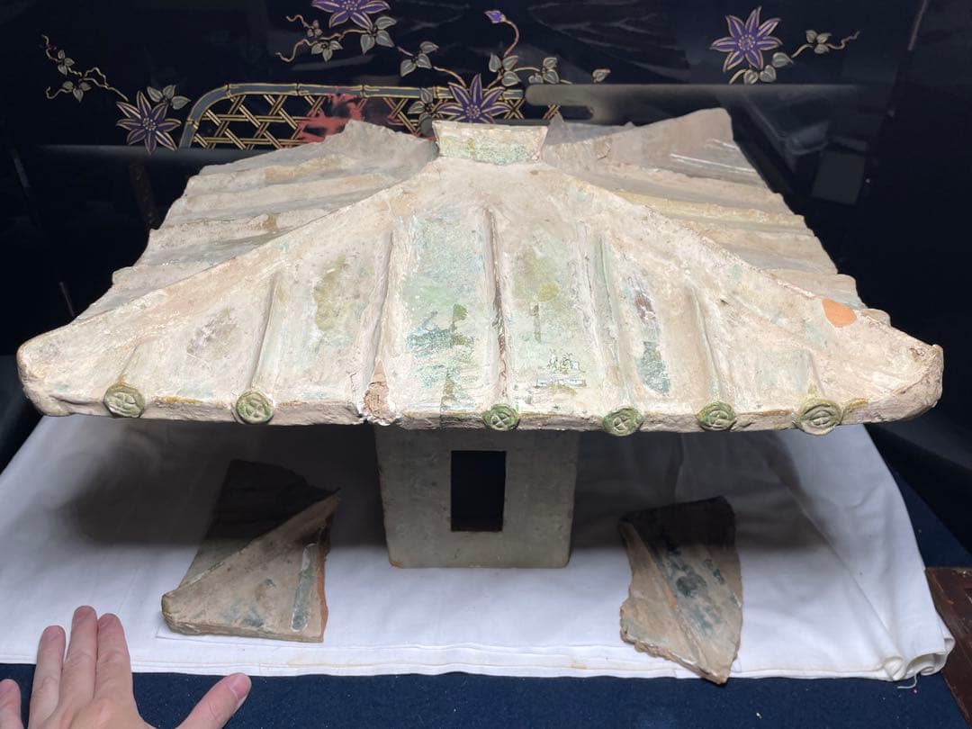 漢代陶器。漢時代。漢綠釉。約2000年。古美術。骨董品。殘品。舊家蔵出し。