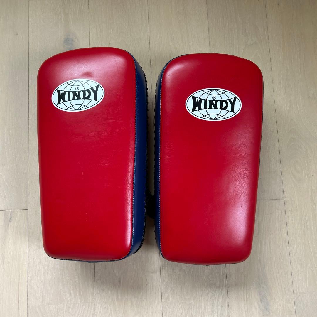 WINDY KP-4 キックミット 赤/青