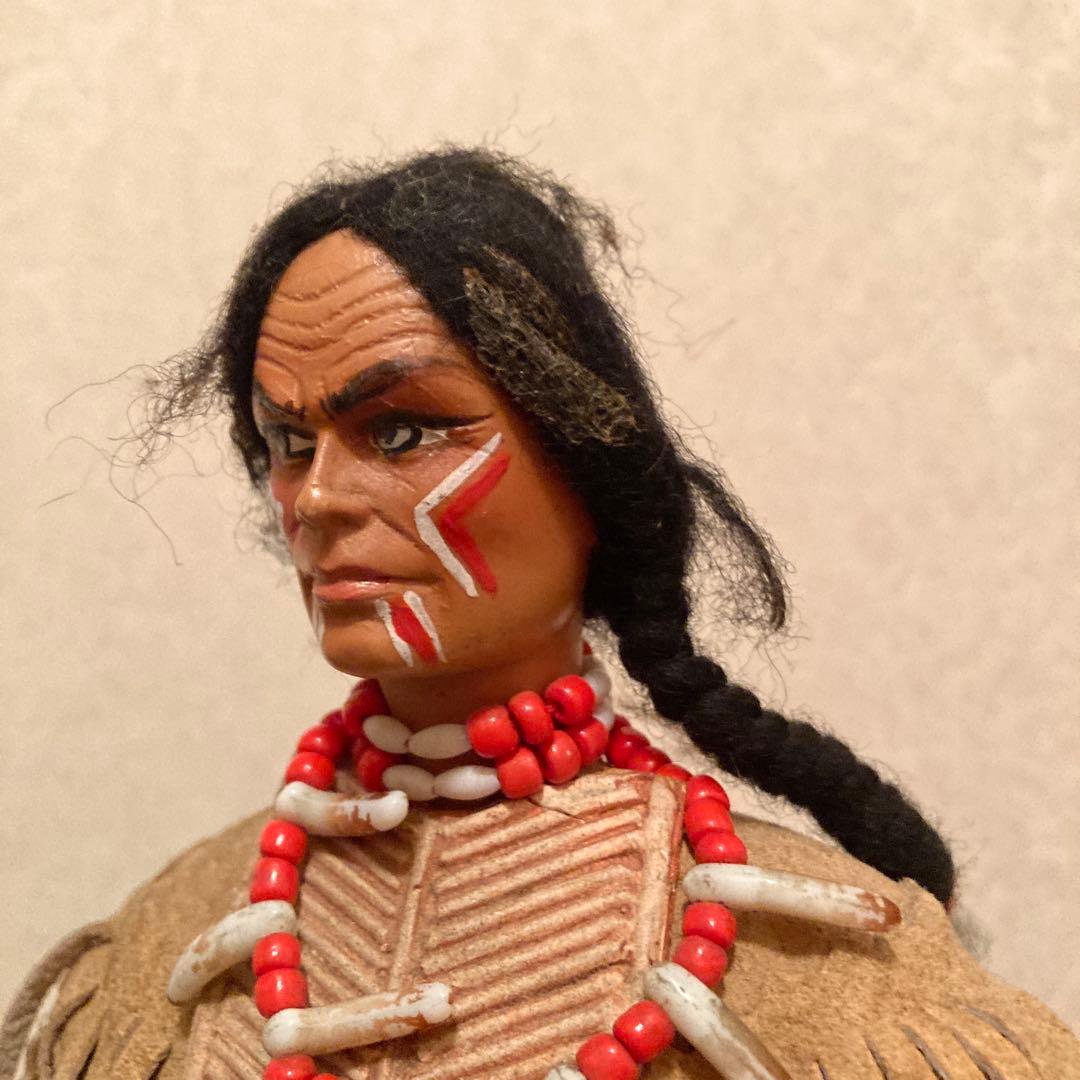 レア！インディアン人形 毛皮の帽子付き　ビンテージ　カナダのバンフ国立公園で購入