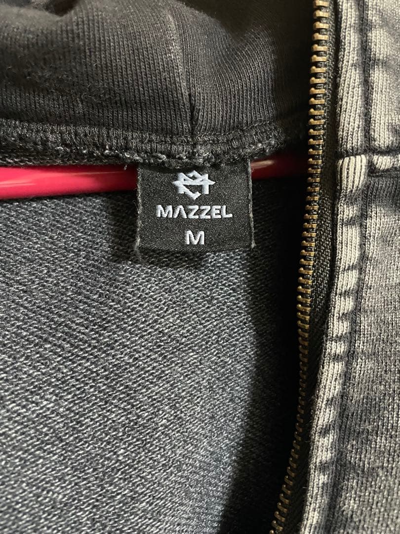 MAZZEL ジップアップパーカー Mサイズ