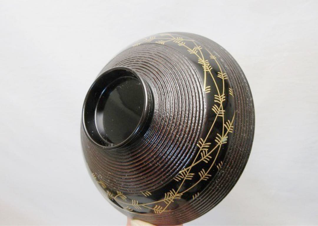 ほぼ未使用 懐石道具 木製溜塗 千筋 蒔絵 吸物椀5客揃 内黒 雑煮椀 木箱