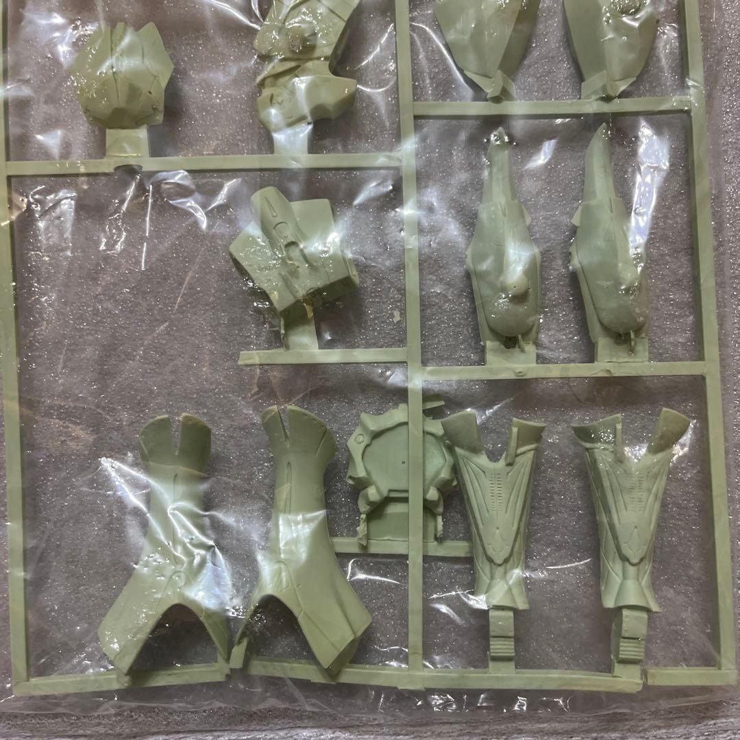 ボークス 1/100 サイレン本国仕様タイプ　ファイブスター物語　FSS