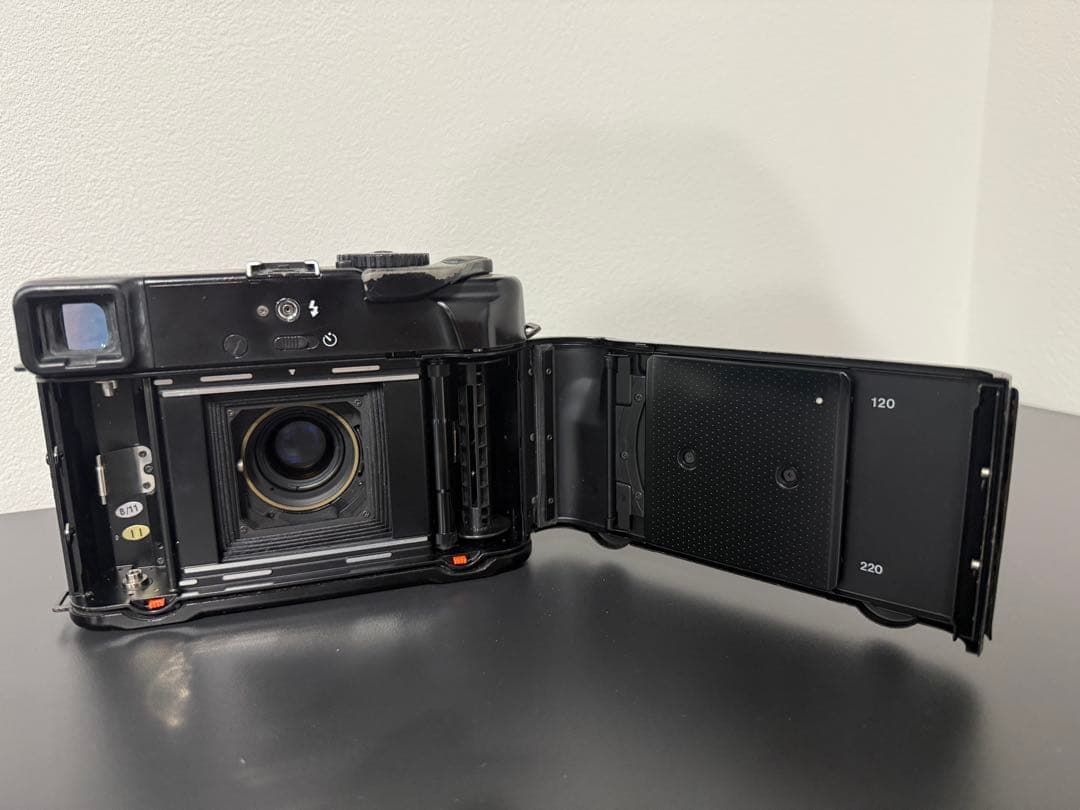 フィルムカメラ New Mamiya6 75mm F3.5
