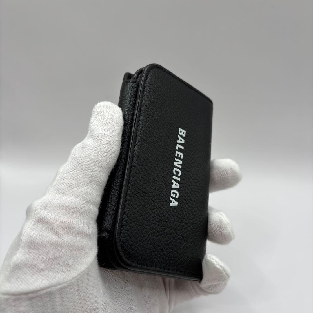 美品　BALENCIAGA キーケース　６連　ブラック　ゴールド　cash