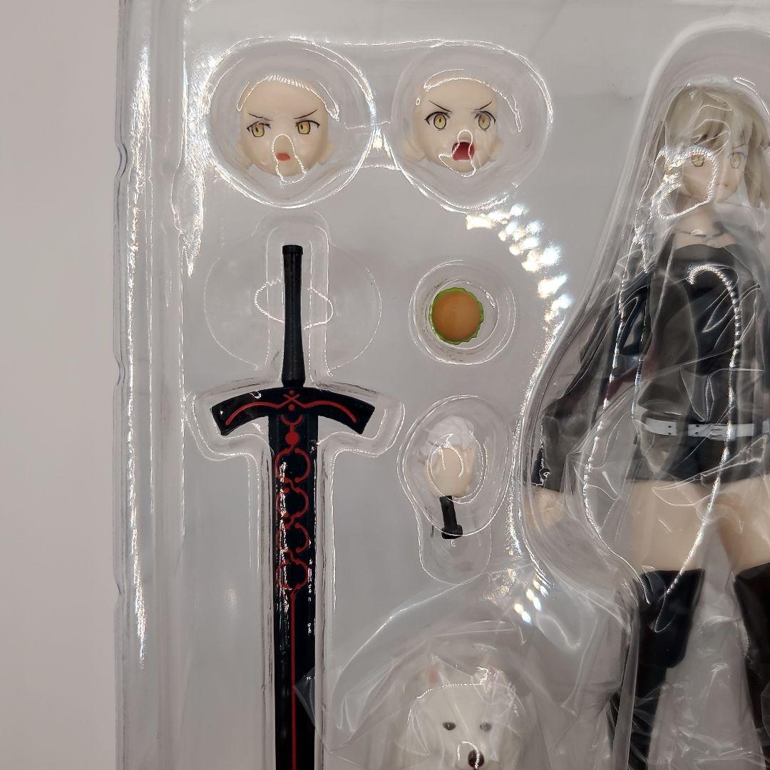 Figma　セイバー　オルタ　新宿ver.