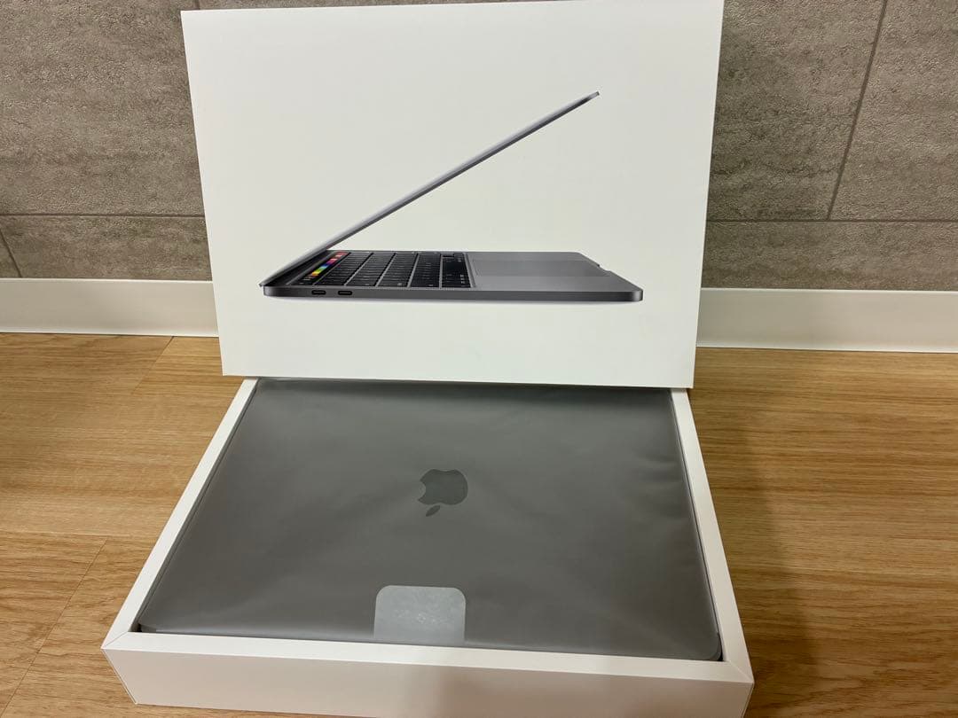Apple MacBook スペースグレー 2020 13インチ