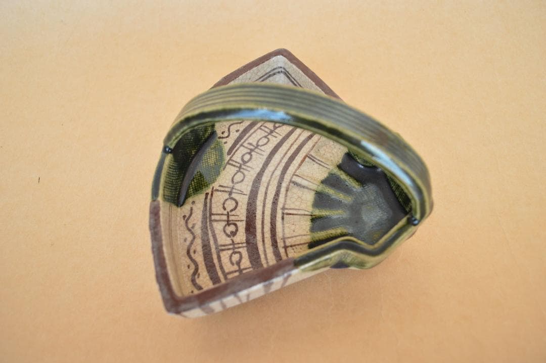 北大路魯山人　織部手付扇面向付