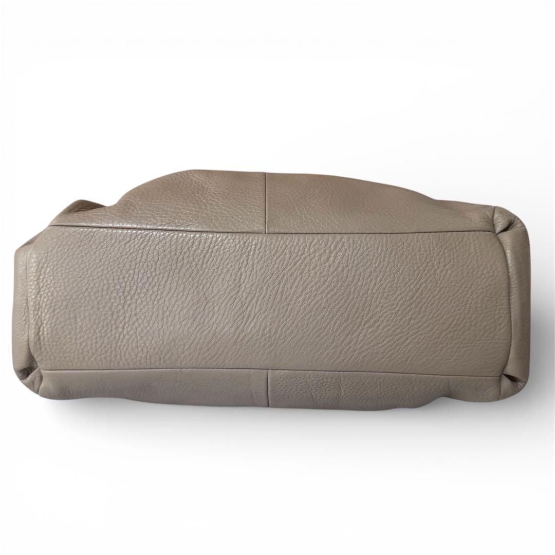 Coach Madison Phoebe ペブルドレザー ショルダーバッグ