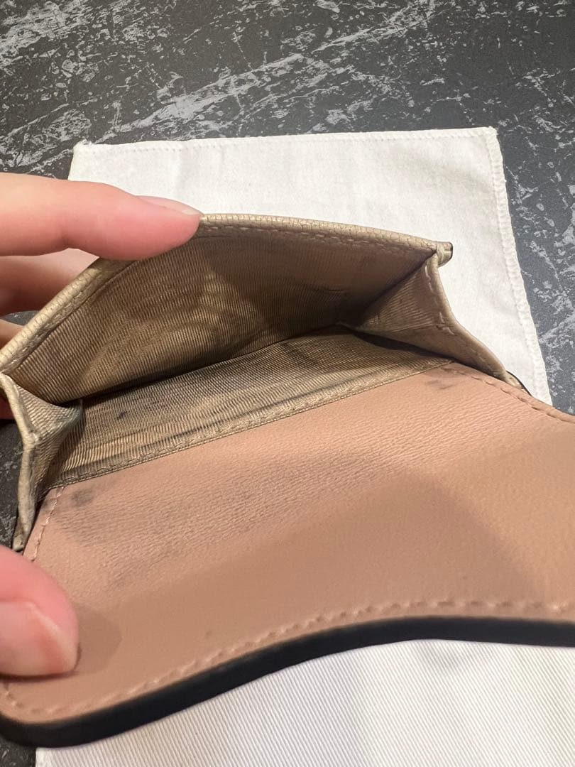 【ゆな】Dior レザー三つ折り財布 ベージュ ピンク