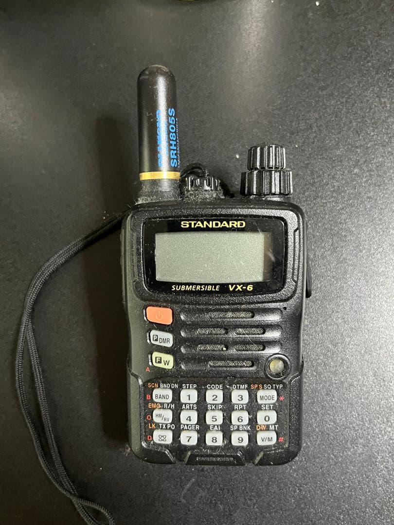 八重洲 VX-6 本体＋充電器＋アンテナ＋マイク