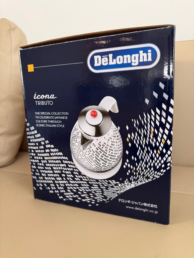 【新品未開封】 デロンギ アイコナ・トリブート セレニタ　日本限定色の電気ケトル
