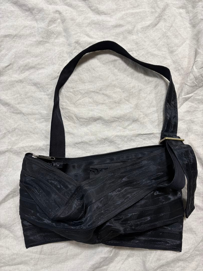 カオパオシュウ　黒　ブラック