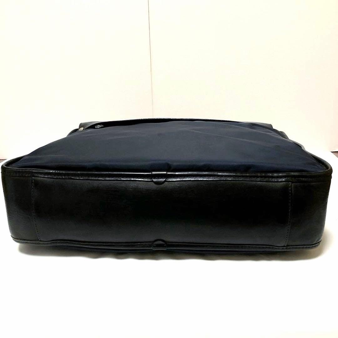美品✨人気 フェリージ ビジネスバッグ 8637/2 A4可 大容量 ネイビー