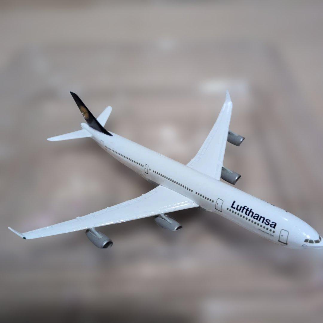 航空機・ヘリコプター Lufthansa Airbus A340-300 herpa 516549