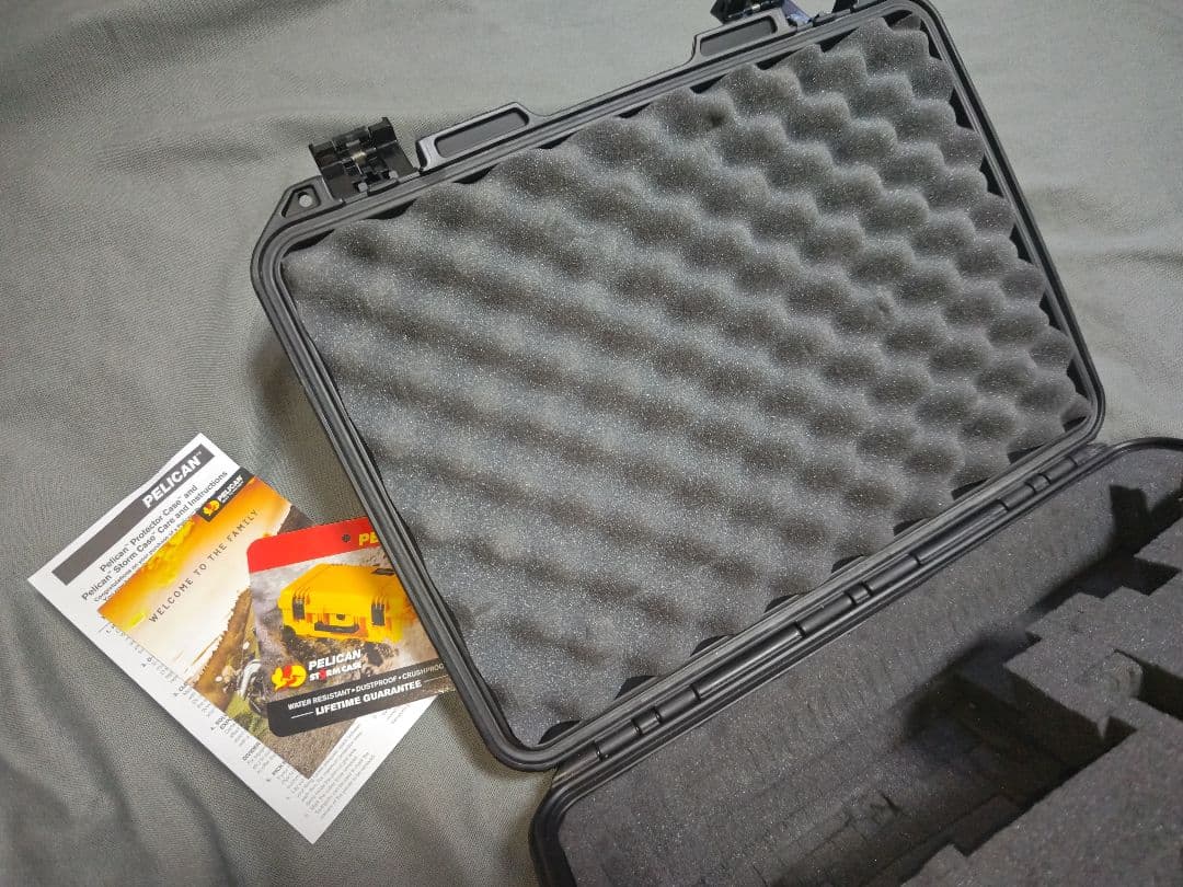 PELICANペリカン IM2300BKストームケース 　純正オーガナイザー付き