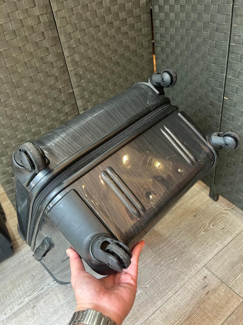 TUMI トゥミ スーツケース キャリーケース 中古品 訳アリ品