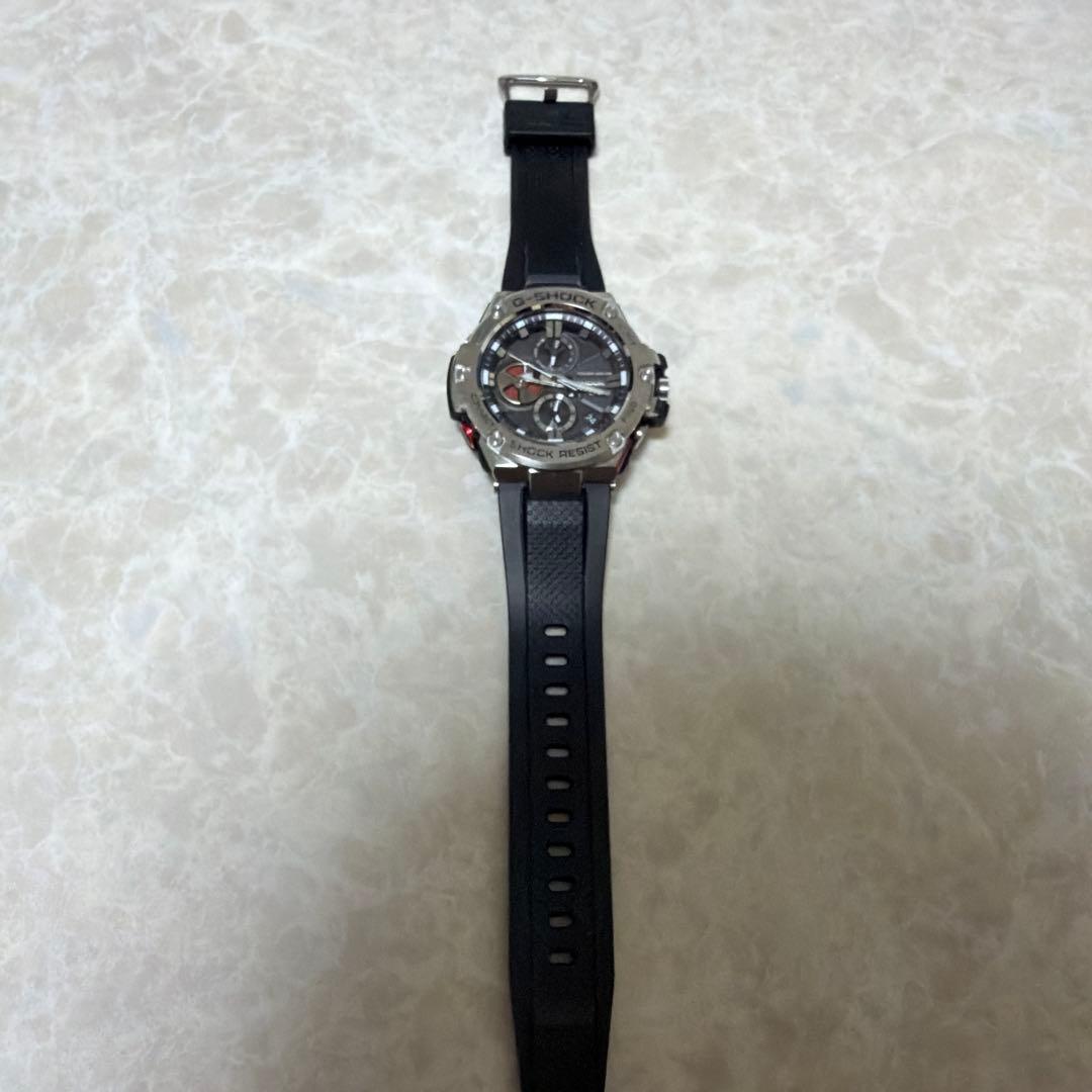 G-SHOCK GST-B100-1AJFソーラー充電システム