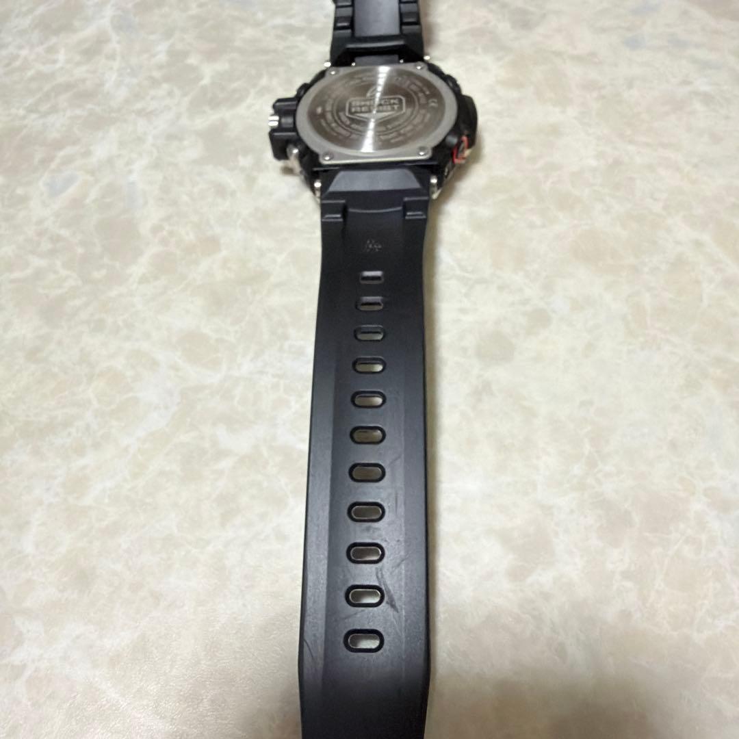 G-SHOCK GST-B100-1AJFソーラー充電システム