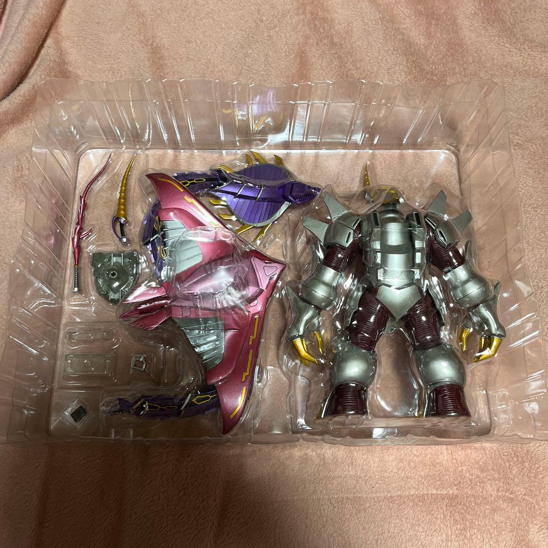 ファム&ジェノサイダー&マグナギガ&ゾルダ　仮面ライダー龍騎 フィギュアーツ