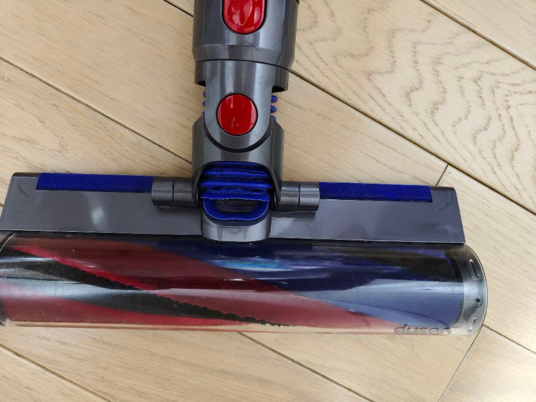Dyson V8 Slim Fluffy SV10KSLM 2020年購入