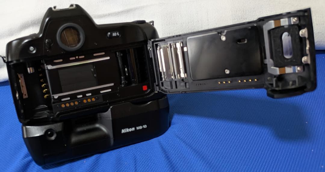 値下！F80シリーズの最上位機 Nikon F80S＋使い勝手良い28-85mm