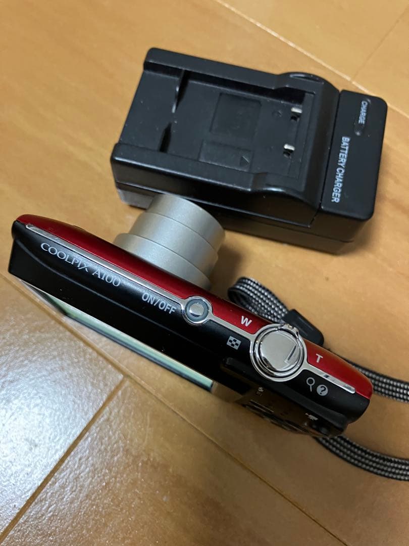 Nikon COOLPIX A100レッド バッテリーチャージャー付き