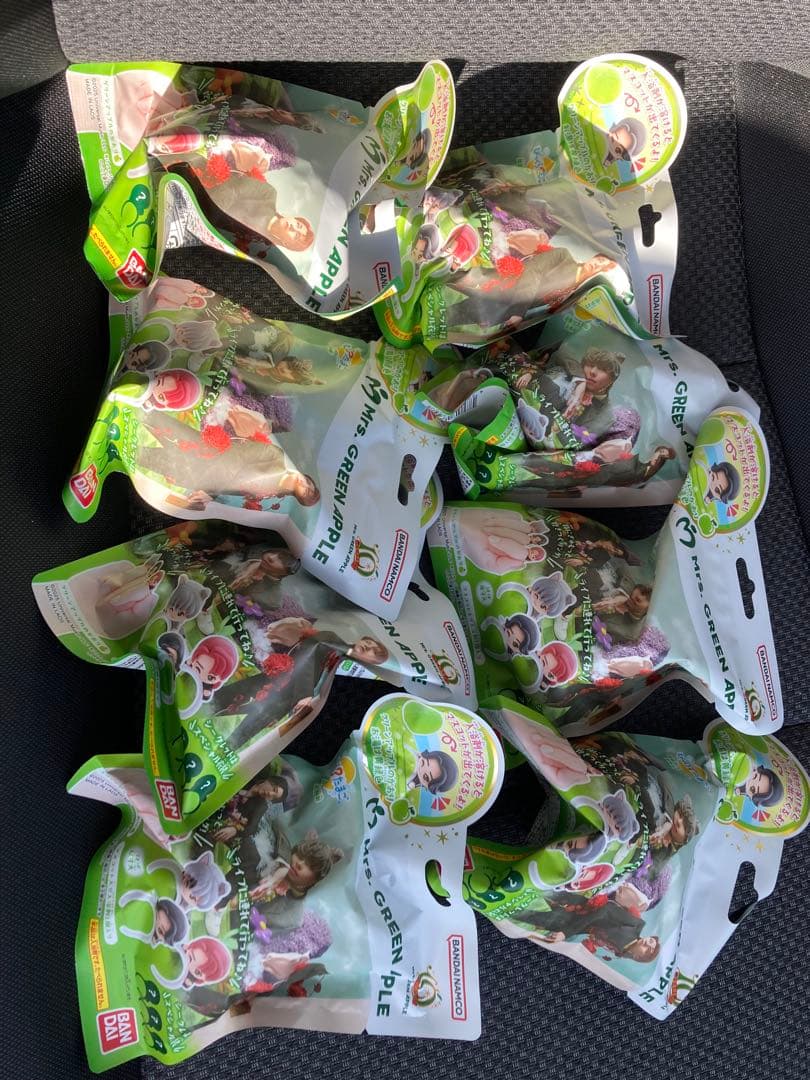 Mrs. GREEN APPLE びっくらたまご入浴剤 8個セット　コンプ可能？