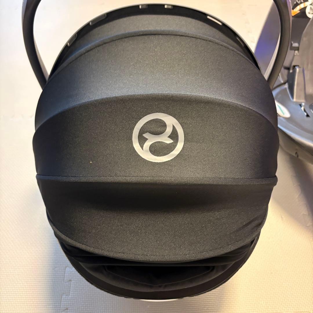 cybex CloudZ i-size ベースあり　ワンオーナー