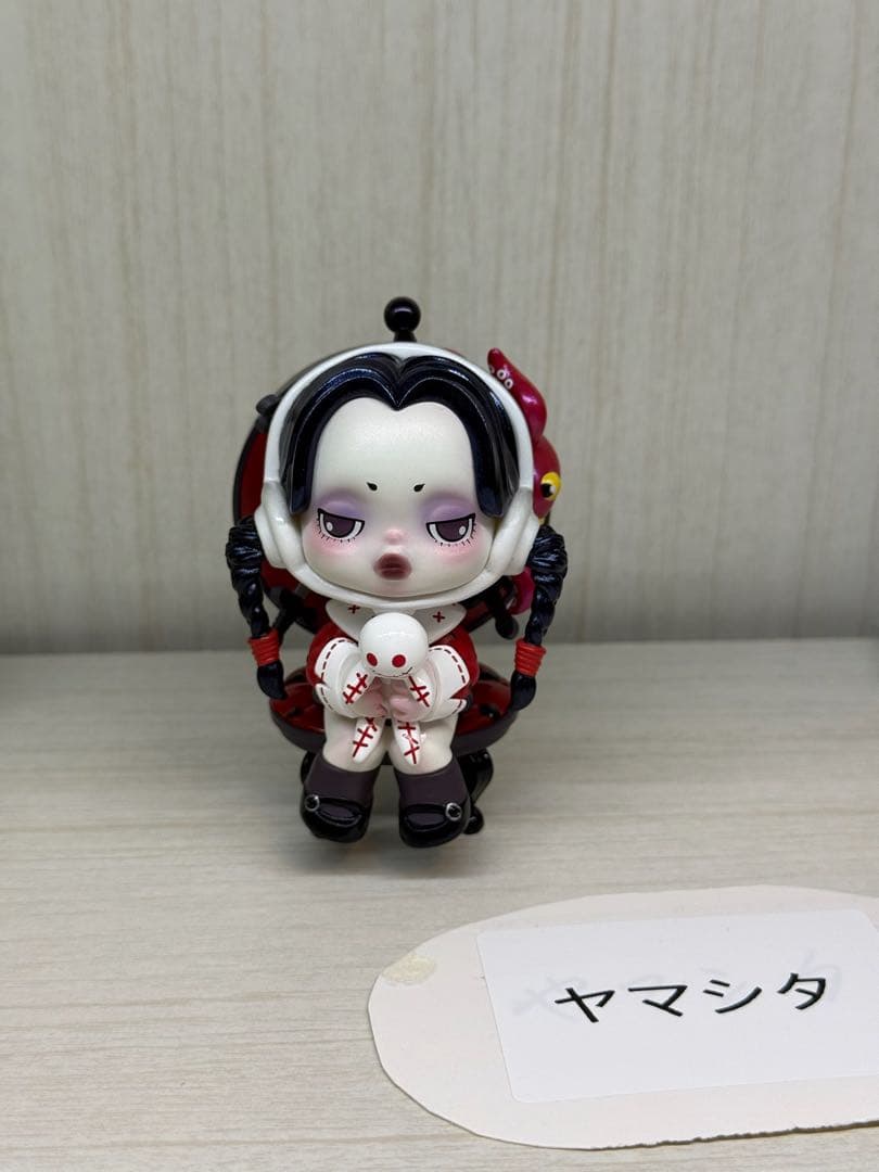 SKULLPANDA × THE ADDAMS FAMILY シークレット