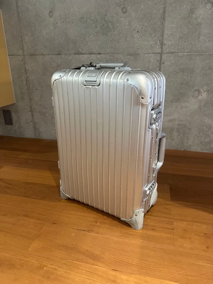 リモワ　トパーズ　32リットル　2輪