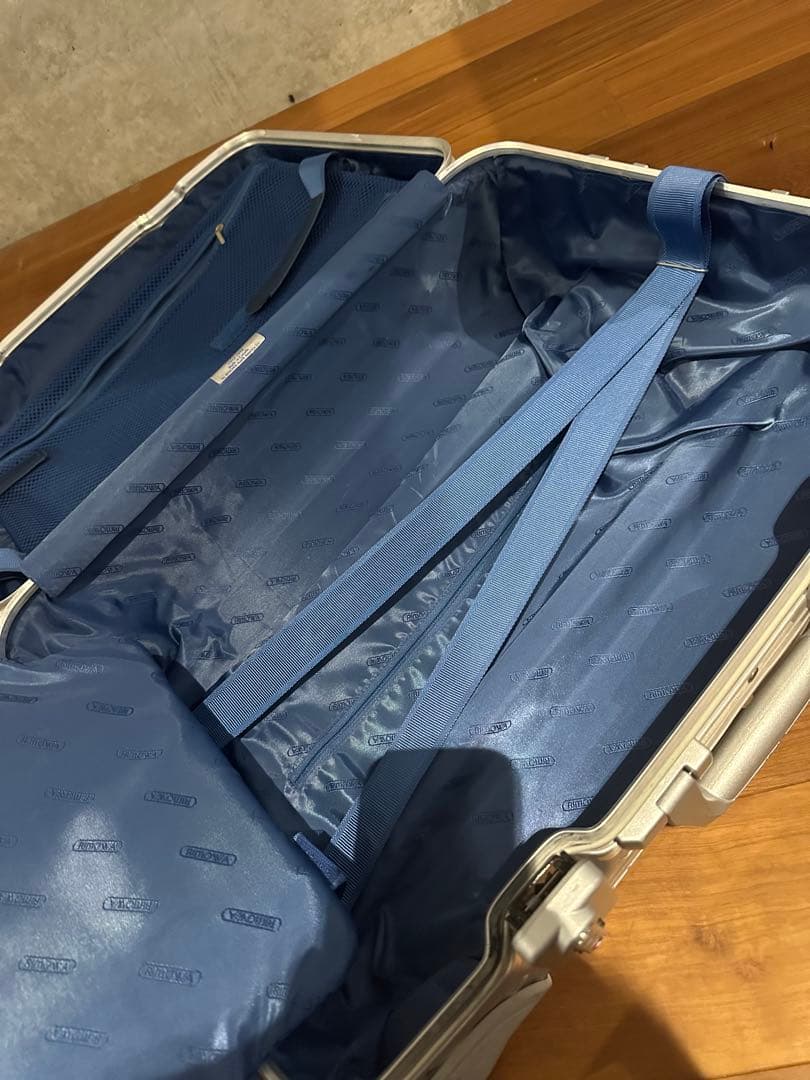 リモワ　トパーズ　32リットル　2輪