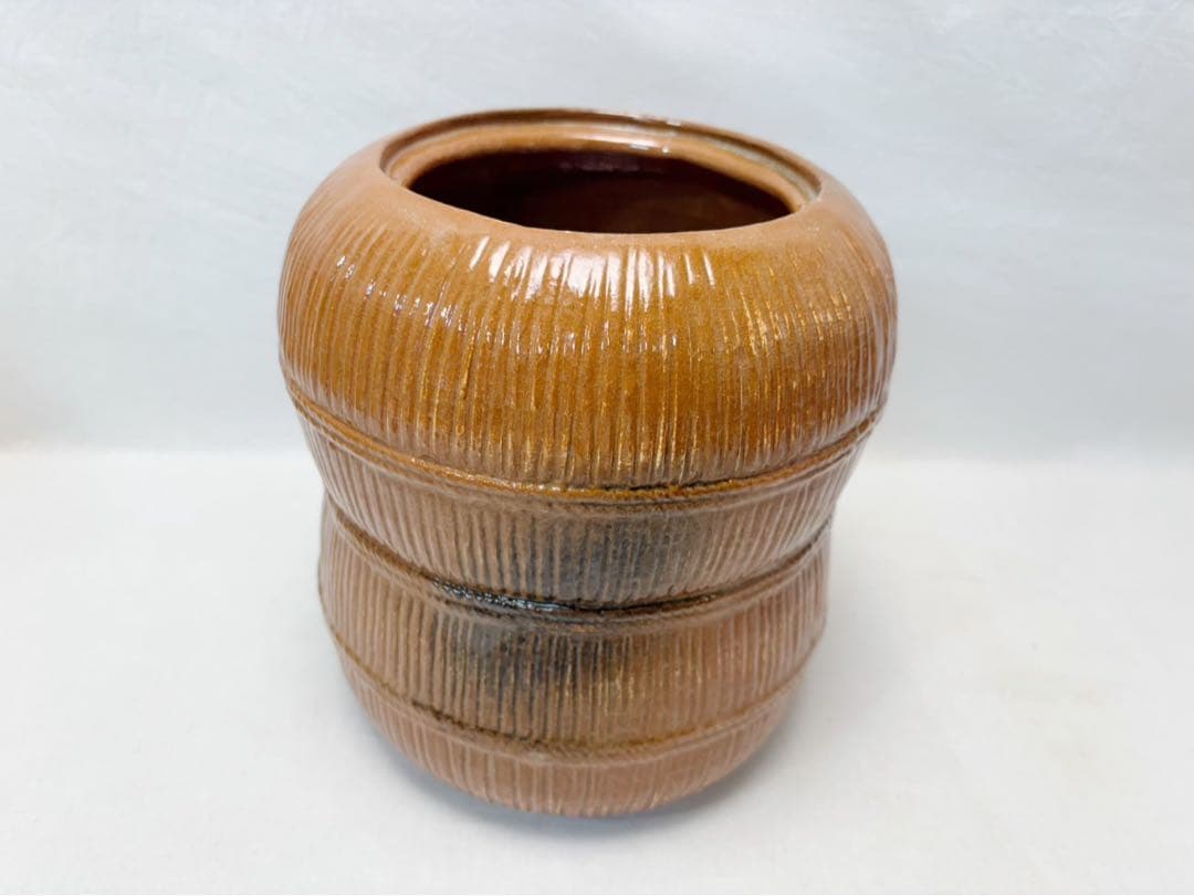 ほぼ未使用 茶道具 飴釉水指 陶印 寿 小槌蓋 水屋道具 水差し 木箱