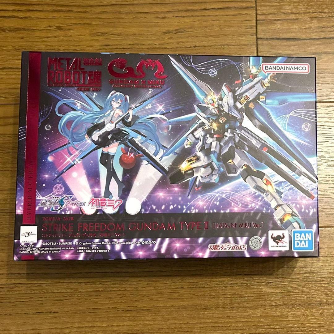 L ROBOT魂 ストライクフリーダムガンダム弐式 初音ミク Ver