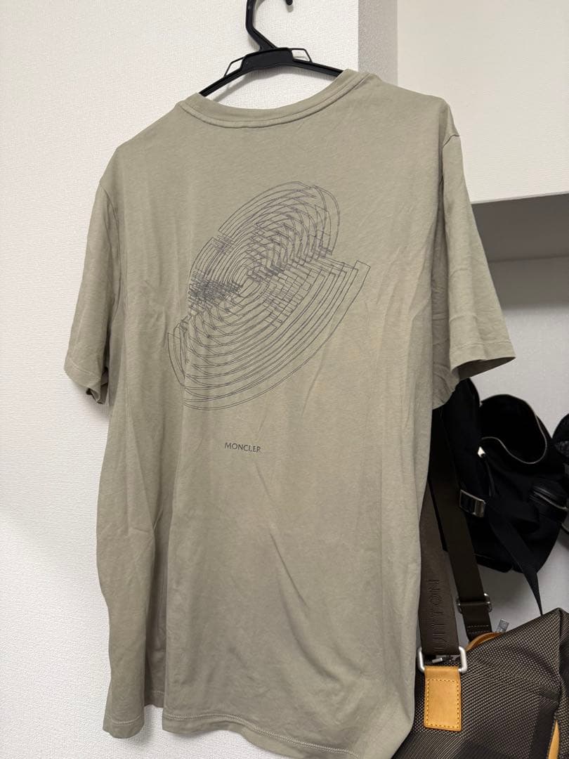 モンクレール　MONCLER ベージュ Tシャツ