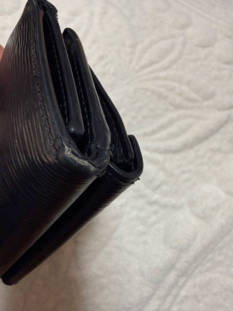 PRADA☆ブラックレザー 三つ折りミニウォレット