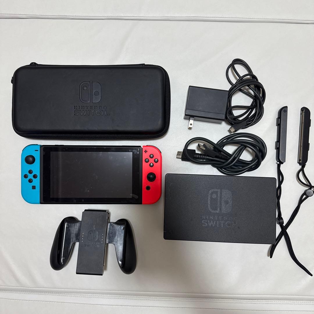 Nintendo Switch ネオンレッド/ブルー 本体　移動用ケース付き